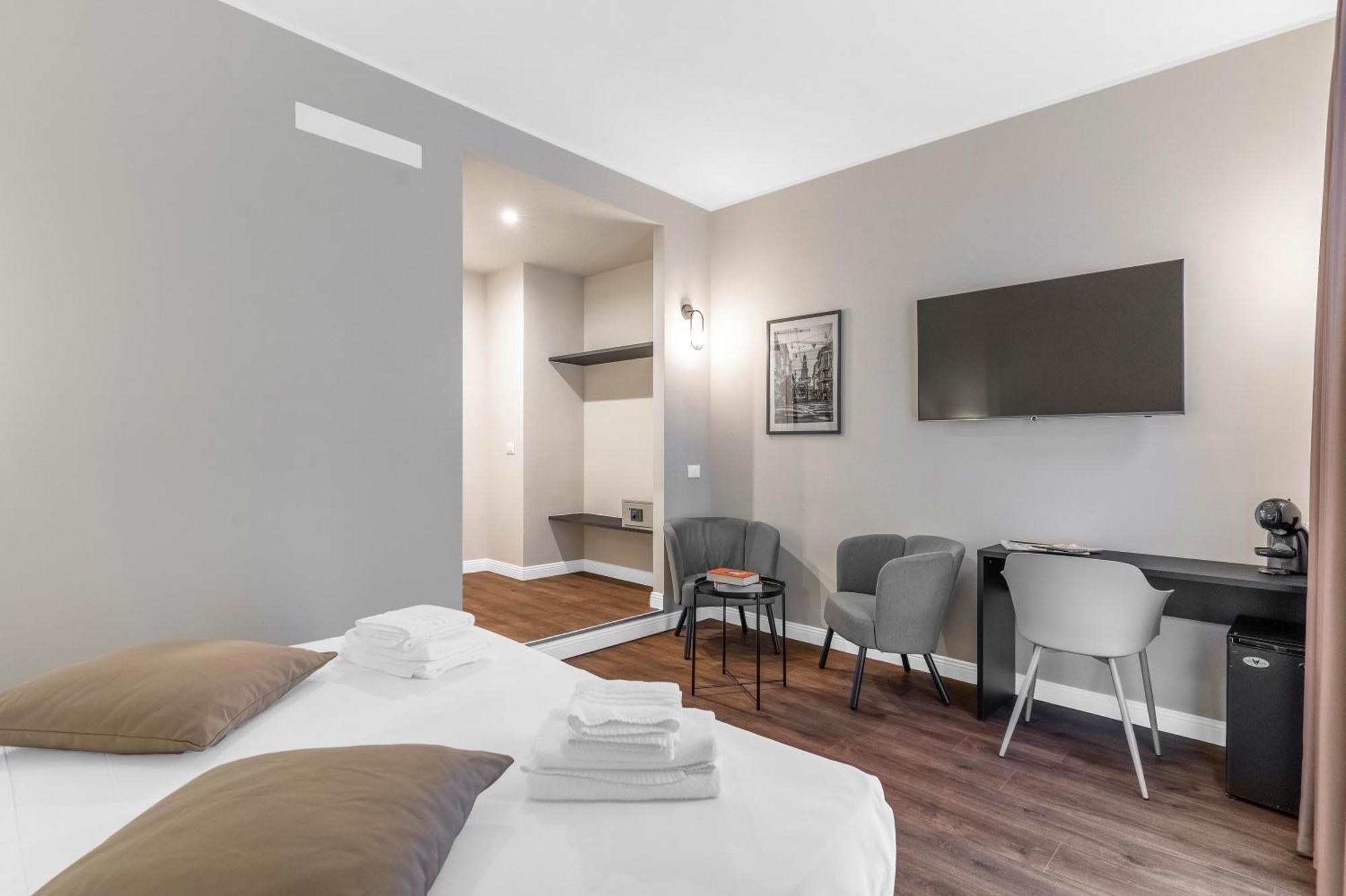Torriani Suites Foresteria Lombarda มิลาน ภายนอก รูปภาพ